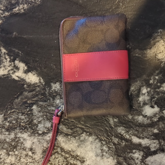 UPDATED: Coach purse and wristlet - Picture 4 of 4